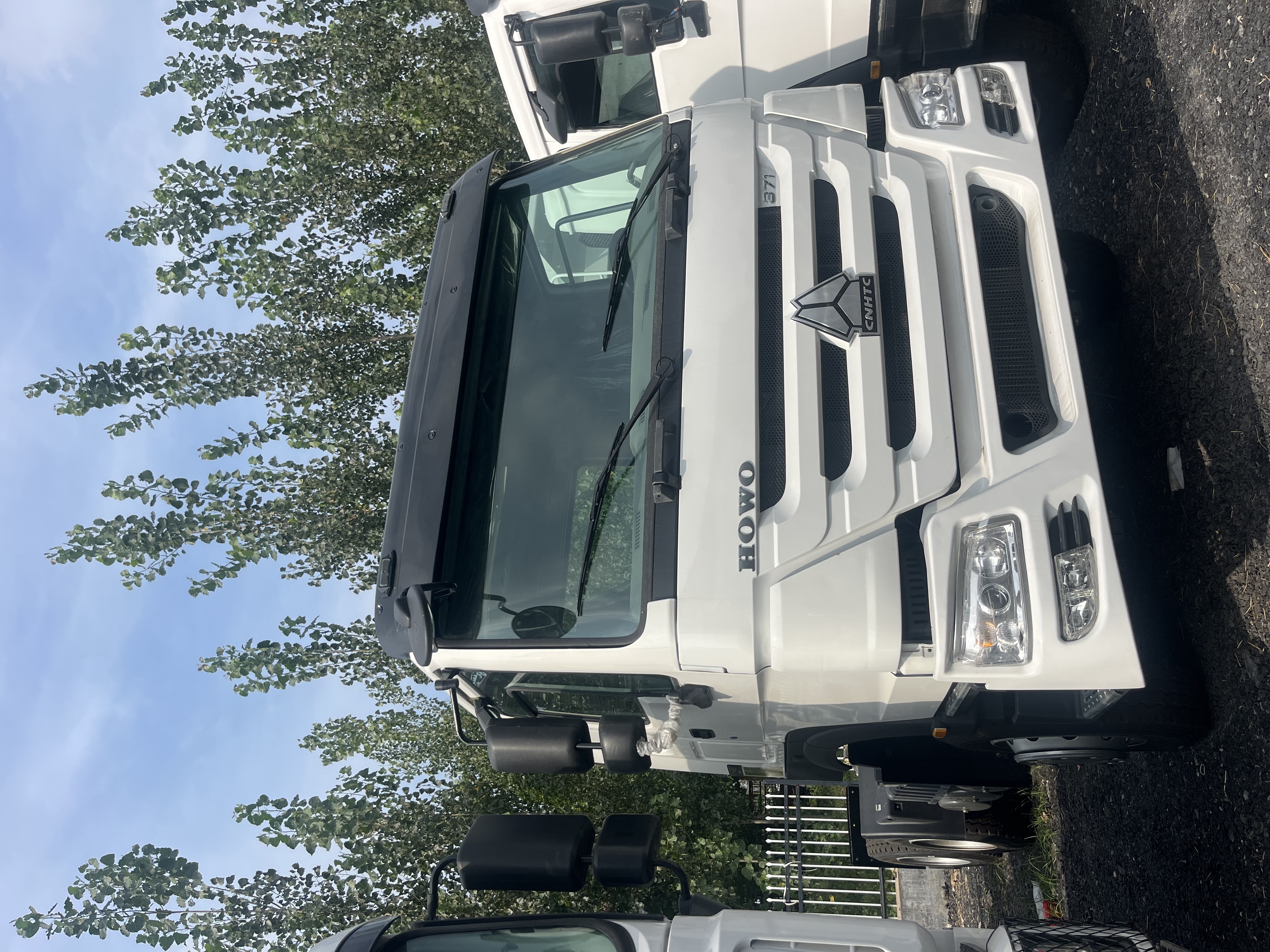 HOWO 371 HP 6×4 Tractor Truck