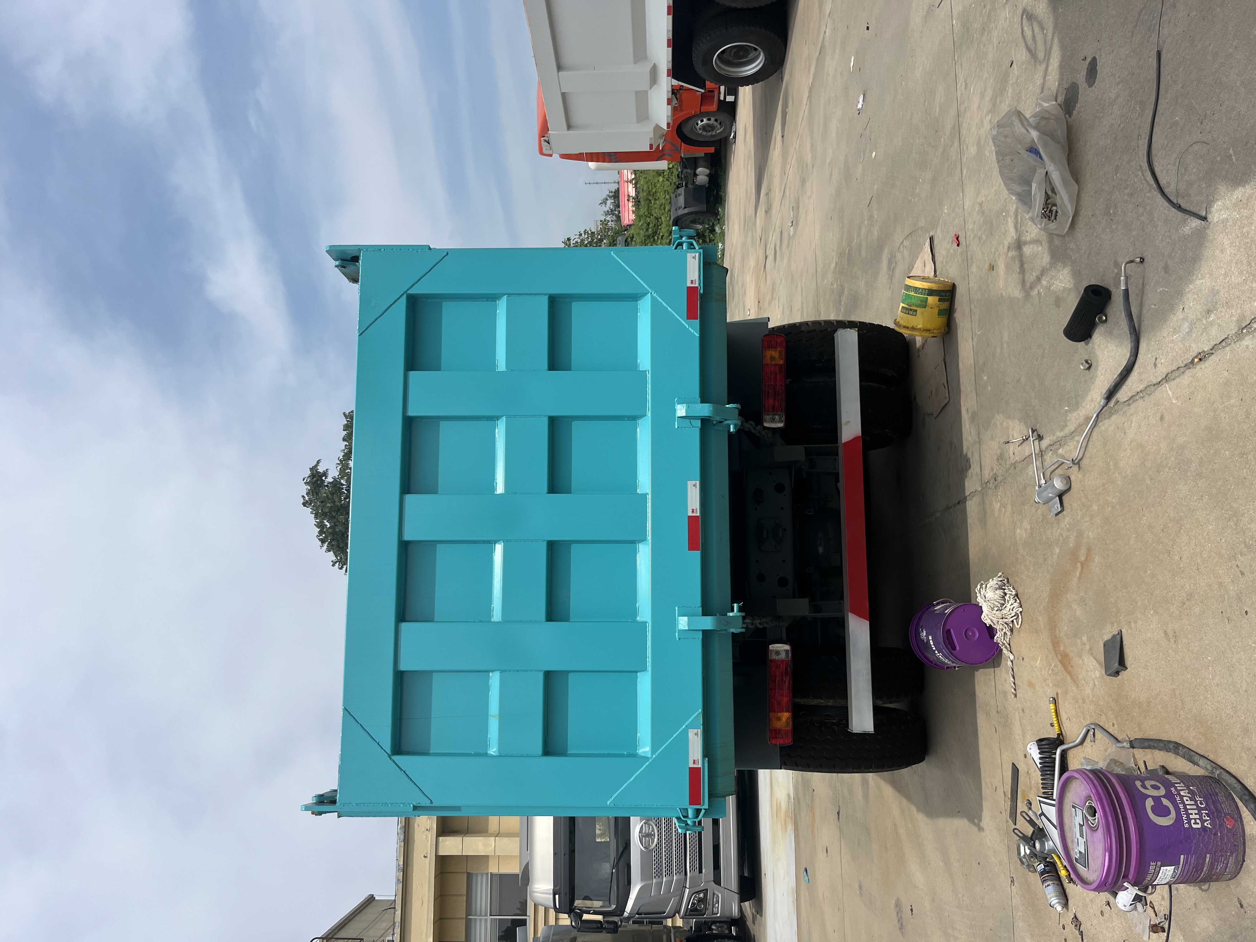 HOWO NX 6×4 Tipper Truck, 371 HP image 4