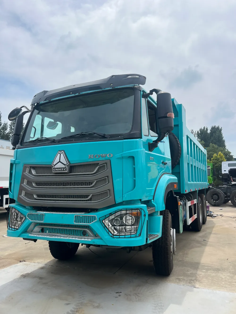 HOWO NX 6×4 Tipper Truck, 371 HP