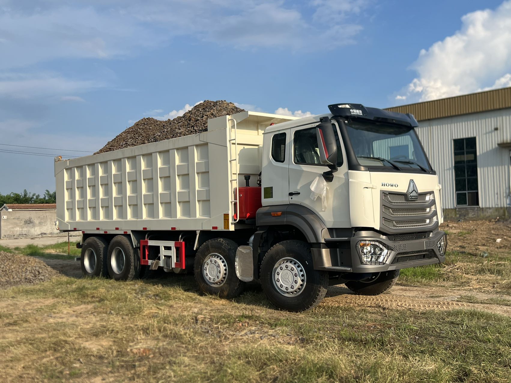 HOWO NX 8×4 Dump Truck (Tipper Truck)