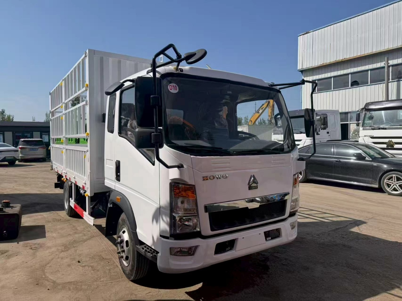 HOWO 4×2 Stake Cargo Truck（Fence Cargo Truck）