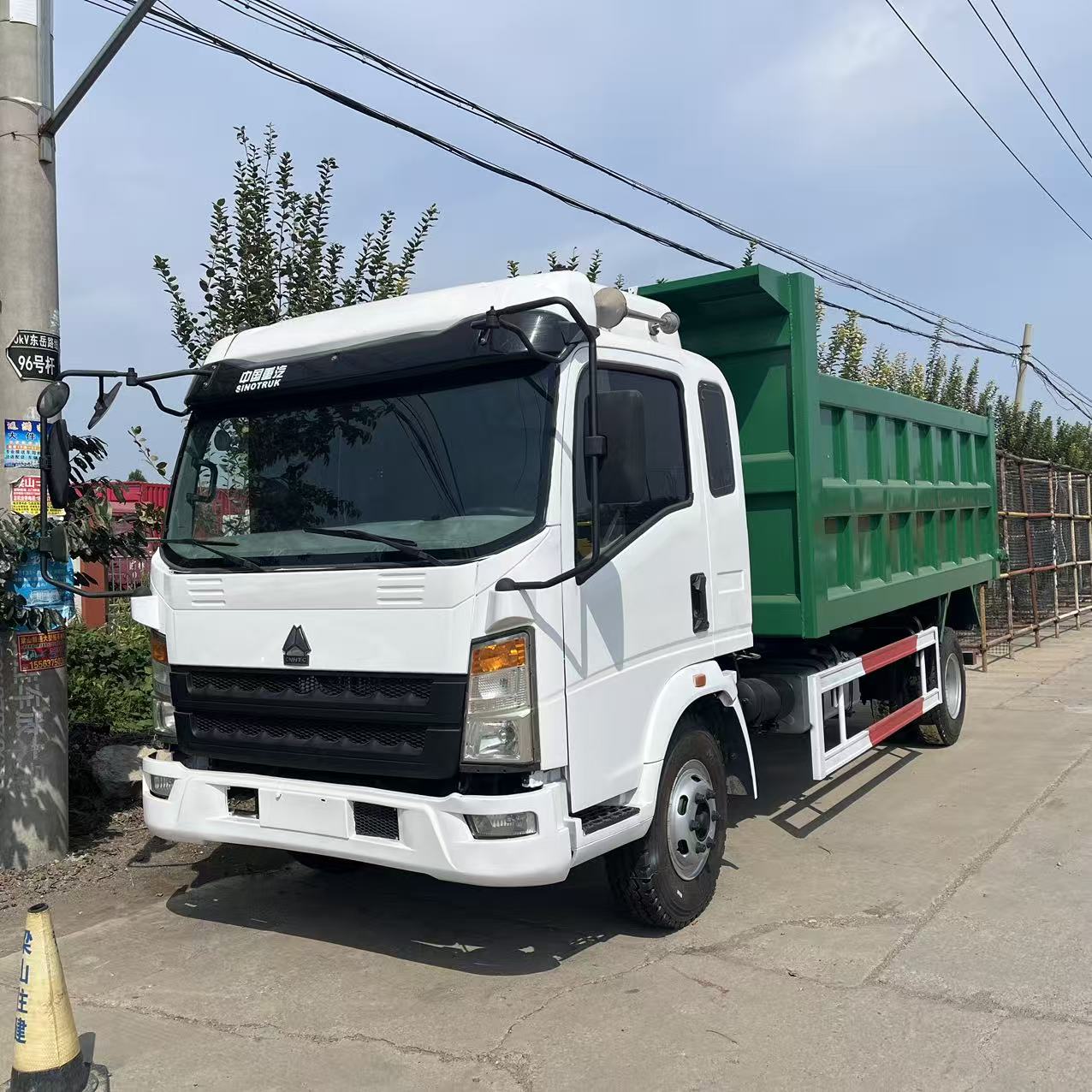 HOWO 4×2 Dump Truck 130HP