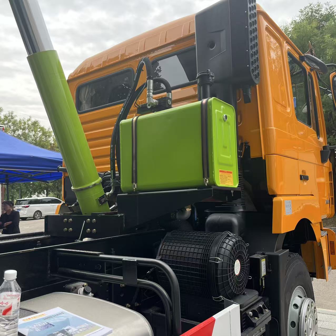 Shacman F3000 6x4 Dump Truck image 5