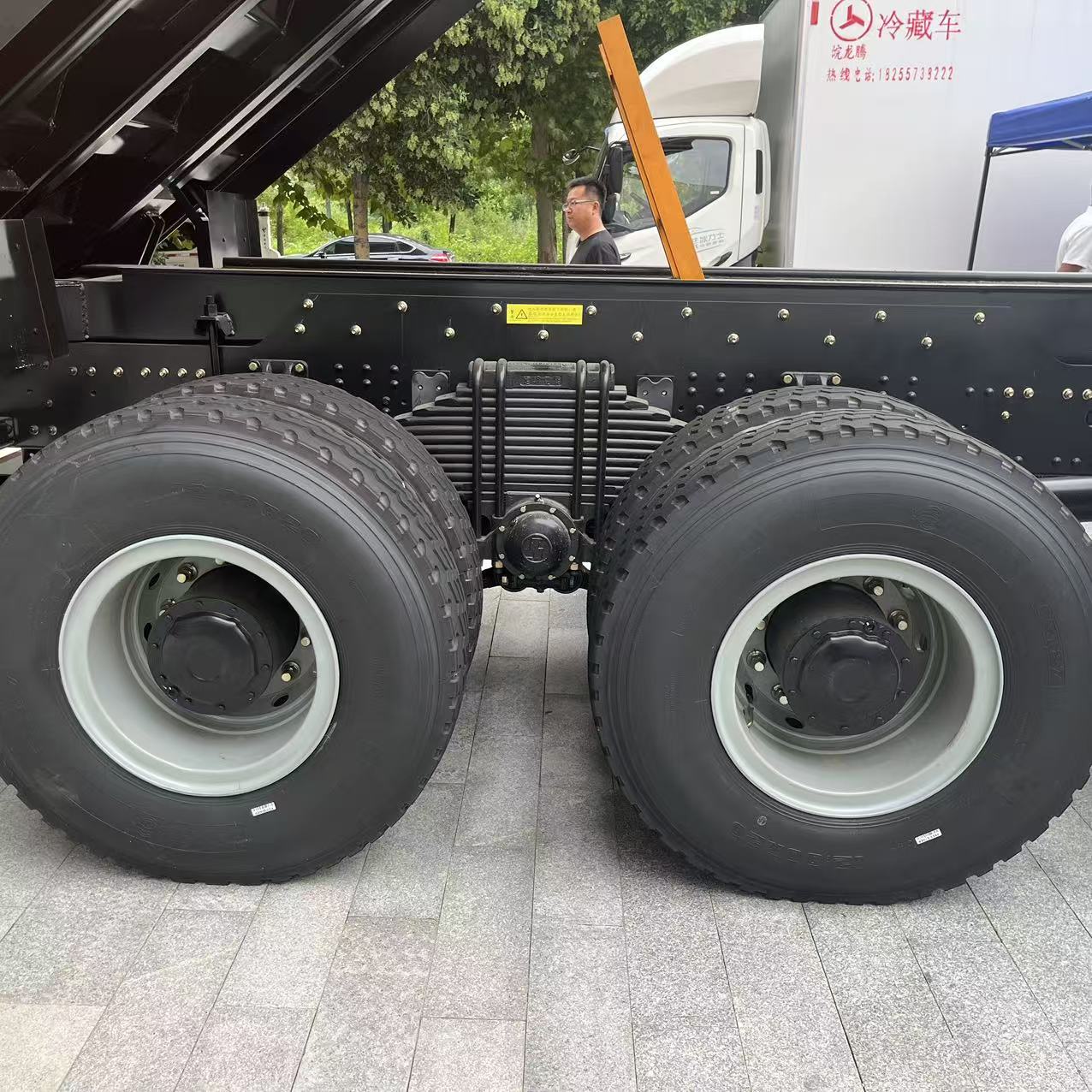Shacman F3000 6x4 Dump Truck image 7