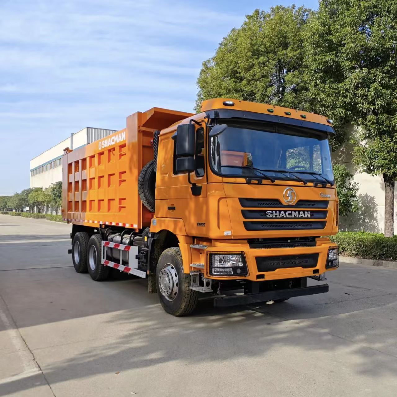 Shacman F3000 6x4 Dump Truck image 4