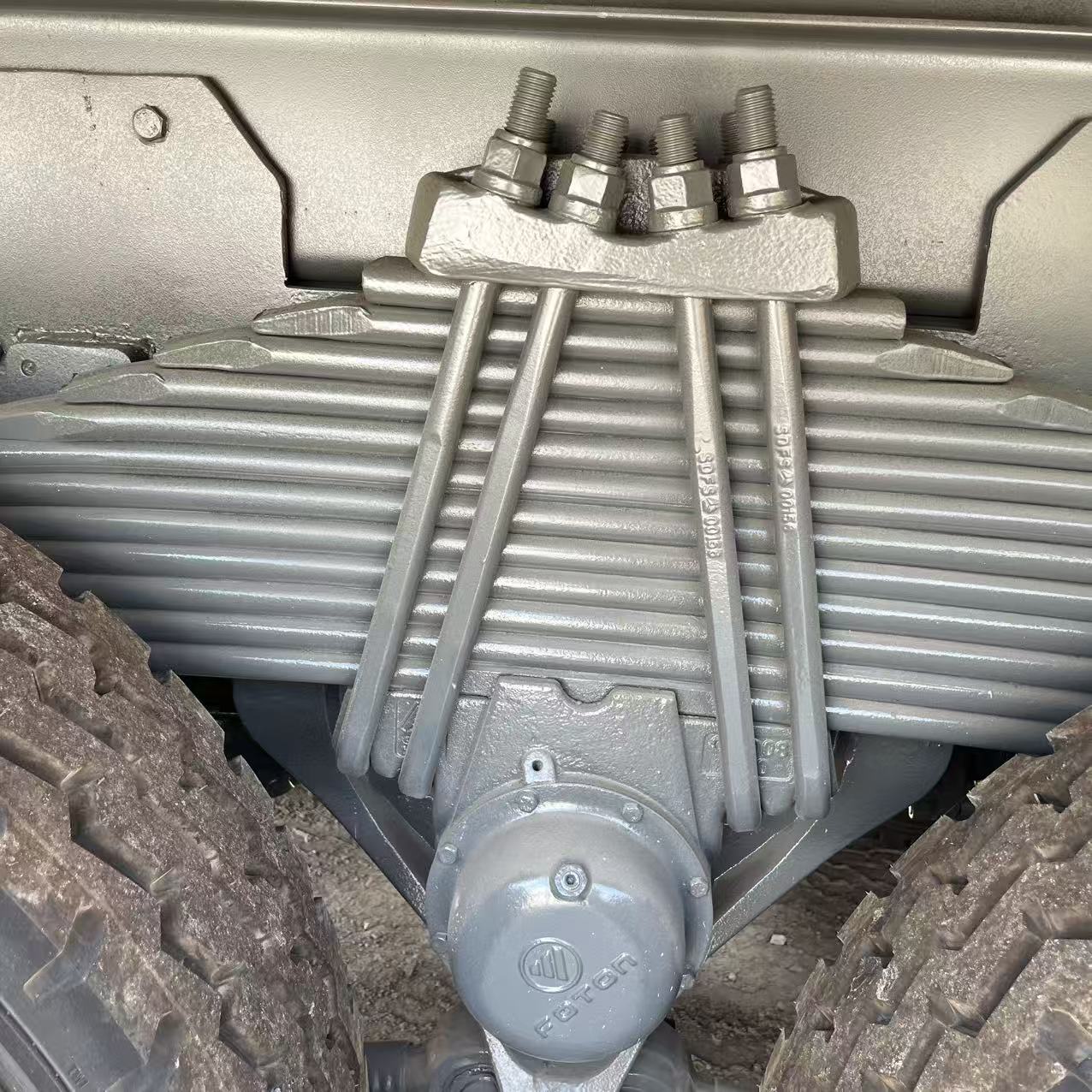 Howo 8×4 dump truck image 3