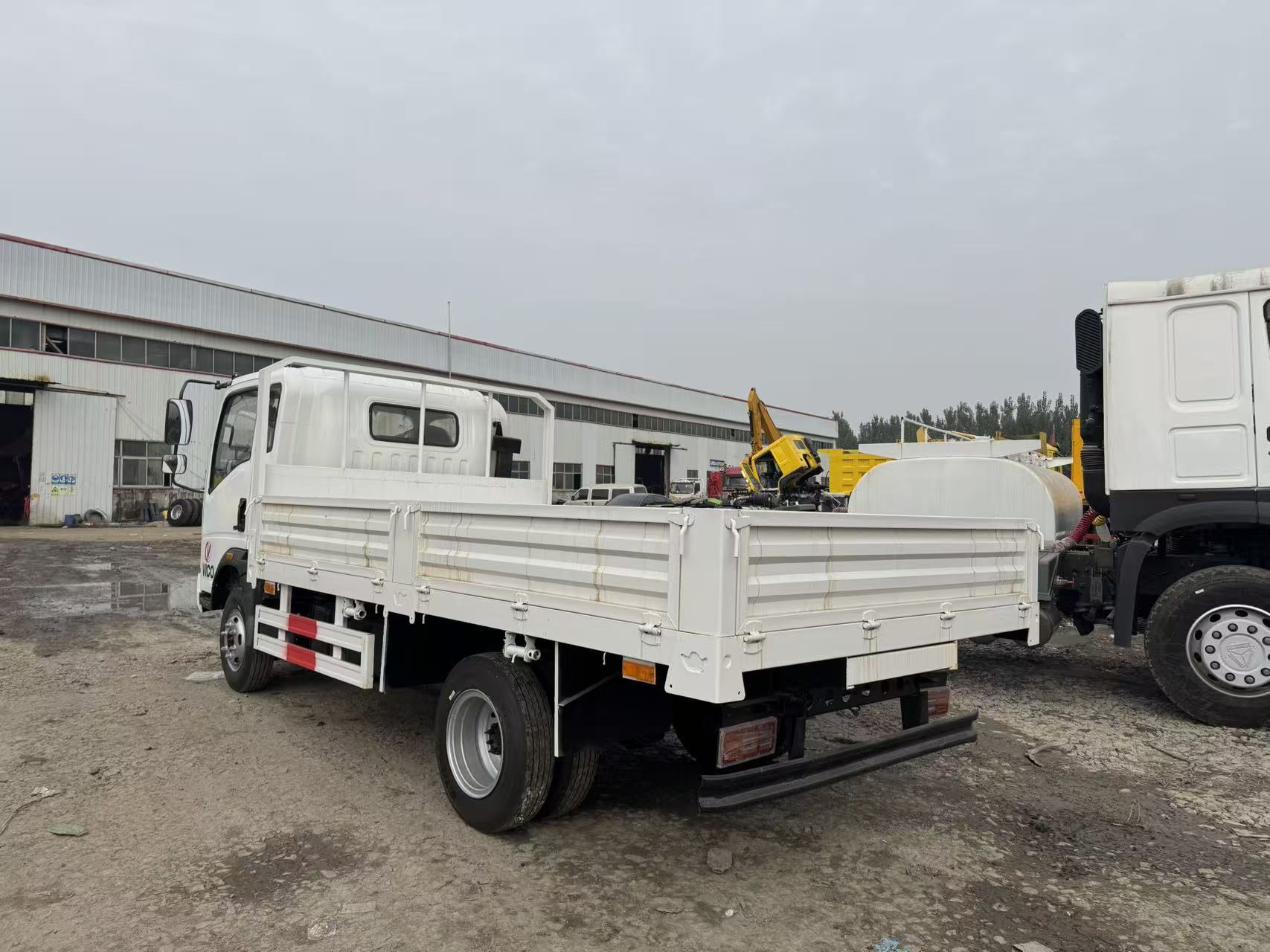 HOWO 4×2 130HP Flat‑bed Truck image 3