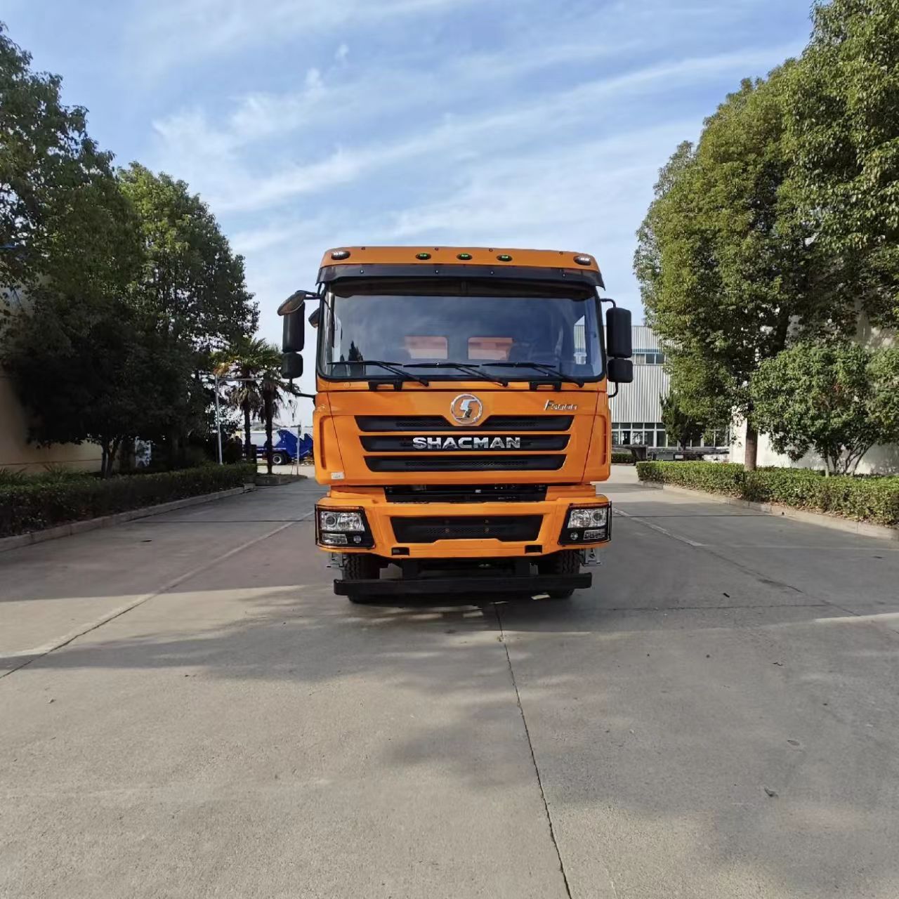 Shacman Delong F3000 6×4 Dump Truck image 3