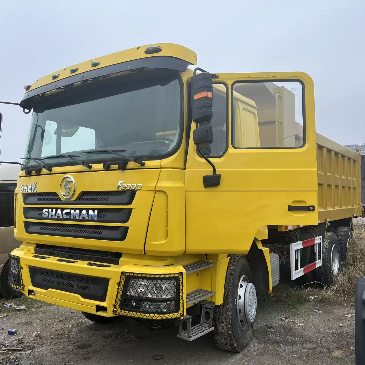 SHACMAN Delong F3000 6×4 tipper truck